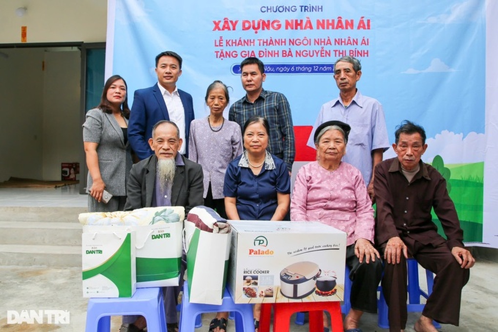 Khánh thành 2 ngôi nhà Nhân ái dành tặng người mù neo đơn ở Hà Nội - 5 Khánh thành 2 ngôi nhà Nhân ái dành tặng người mù neo đơn ở Hà Nội - 5