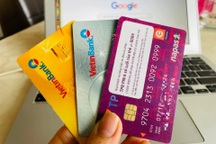 Thẻ từ ATM bị "khai tử" sau 31/12