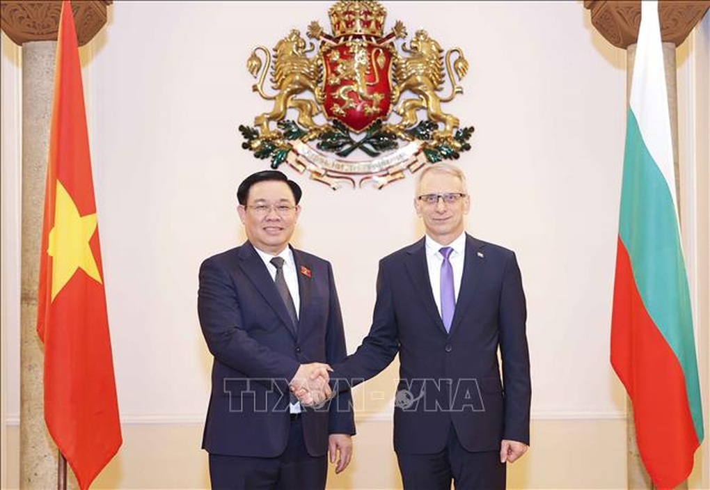 Chủ tịch Quốc hội Vương Đình Huệ hội kiến Thủ tướng Bulgaria - 2 Chủ tịch Quốc hội Vương Đình Huệ hội kiến Thủ tướng Bulgaria - 2