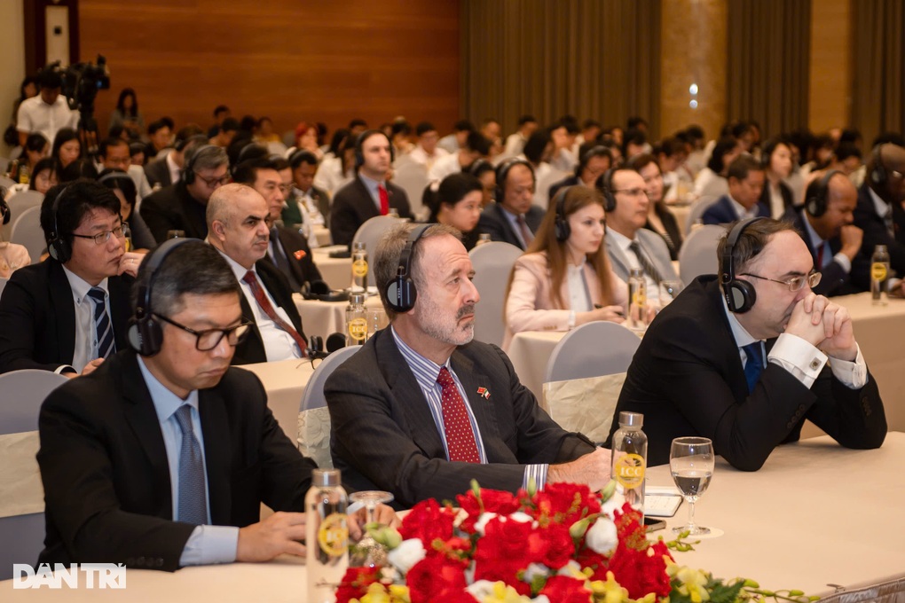 Hướng bố trí cán bộ sau sáp nhập tỉnh để vận hành chính quyền 2 cấp mới - 3 Hướng bố trí cán bộ sau sáp nhập tỉnh để vận hành chính quyền 2 cấp mới - 3