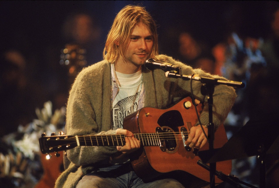 Cây guitar của huyền thoại âm nhạc Kurt Cobain có giá 1 triệu USD - 1 Cây guitar của huyền thoại âm nhạc Kurt Cobain có giá 1 triệu USD - 1