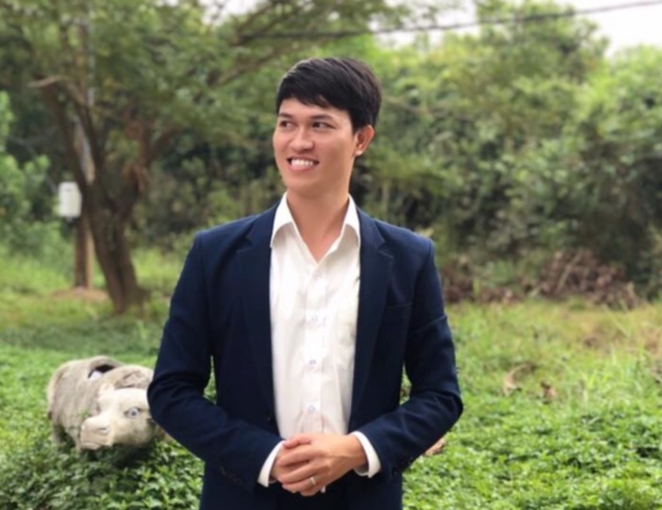 Sửng sốt nghe thầy giáo giảng “Vợ nhặt” bằng... vọng cổ - 4 Sửng sốt nghe thầy giáo giảng “Vợ nhặt” bằng... vọng cổ - 4