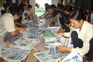 Chuyện người bán báo rong