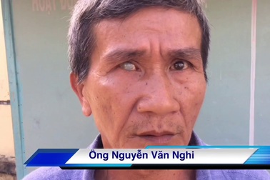 Phản đối nhiều phòng học bỏ trống, chủ đất đóng cửa trường học