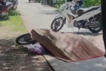 Đi làm vườn về, bất ngờ bị hàng xóm đâm tử vong