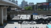 Đường phố Hà Nội vắng vẻ trong đợt nắng nóng kỷ lục
