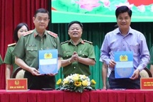 UBND TPHCM chuyển giao chức năng từ 4 sở, ngành sang cơ quan công an