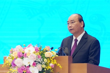 Thủ tướng: Không để xe ùn ùn tới nhà lãnh đạo biếu quà Tết