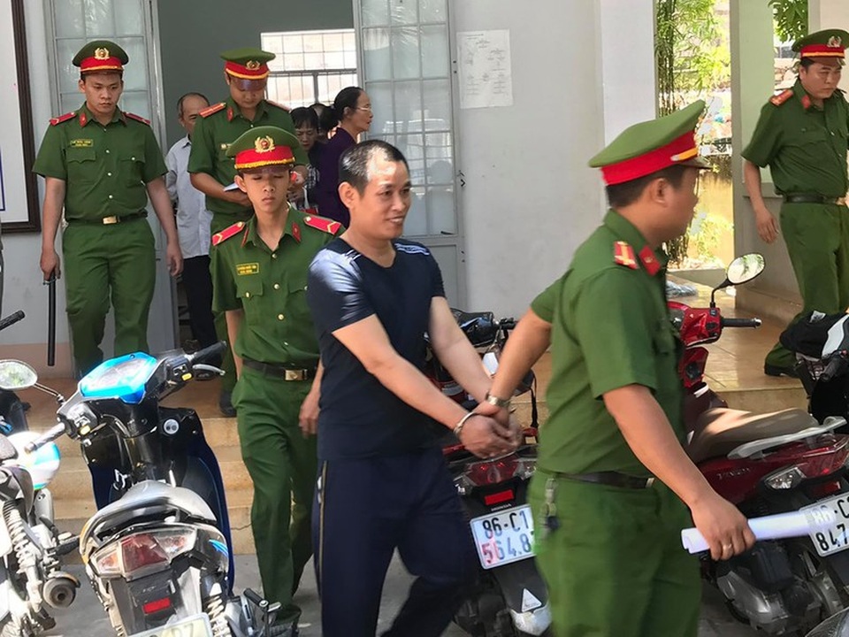 Tuyên án nhóm bị can cưa song sắt vượt ngục như phim - 6 Tuyên án nhóm bị can cưa song sắt vượt ngục như phim - 6