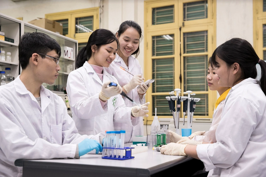 Toàn cảnh học phí và phương án tuyển sinh khối đại học Y dược - 1 Toàn cảnh học phí và phương án tuyển sinh khối đại học Y dược - 1
