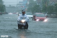 Vinh hứng trận mưa kỷ lục trong hơn 40 năm, Nghệ An tiếp tục mưa to