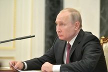 Phản ứng của ông Putin khi tổng thống đắc cử Ukraine tính cấp quốc tịch cho người Nga