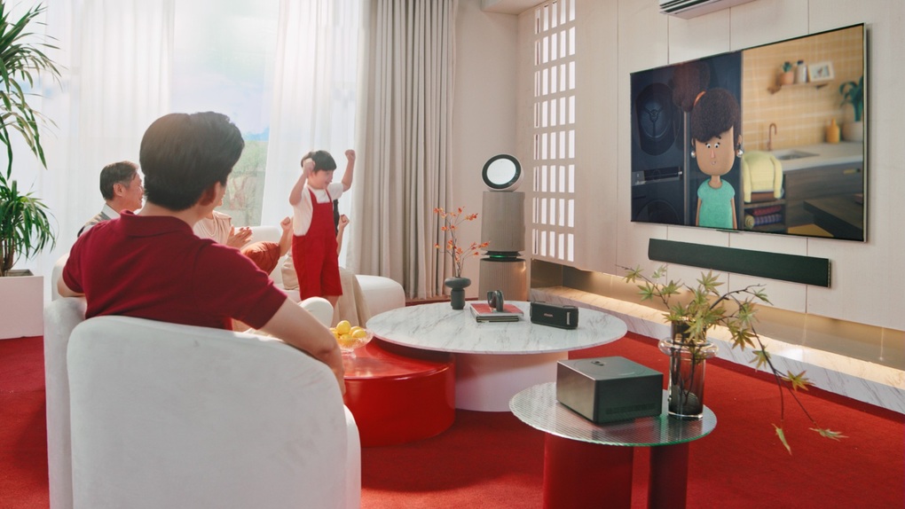 Từ chiếc tivi đầu tiên đến kỷ nguyên “thấu cảm”: 30 năm LG đồng hành cùng người Việt - 3 Từ chiếc tivi đầu tiên đến kỷ nguyên “thấu cảm”: 30 năm LG đồng hành cùng người Việt - 3