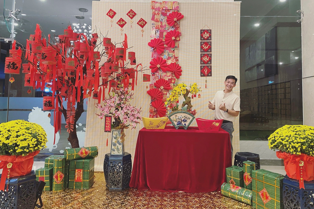 Anh chàng móc len thành đủ loại hoa, bán vài triệu đồng một chậu ngày Tết - 13 Anh chàng móc len thành đủ loại hoa, bán vài triệu đồng một chậu ngày Tết - 13