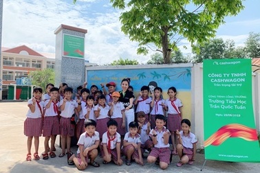 Cashwagon tài trợ xây cổng trường tại Đồng Nai
