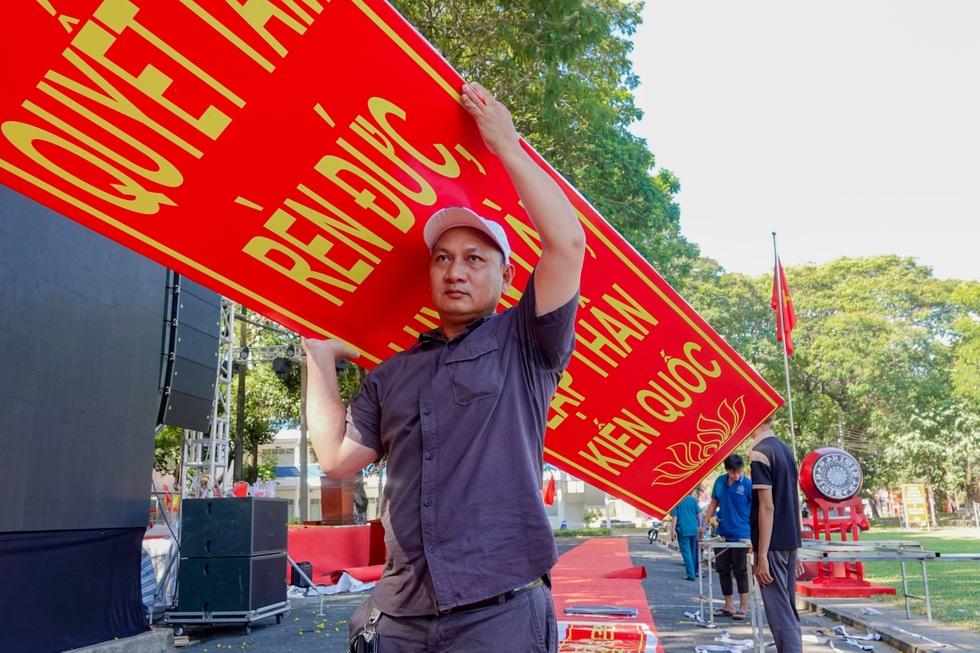 Người đàn ông bắt cướp bị bắn vỡ mặt: Từ cõi chết về xây cơ ngơi bạc tỷ - 3 Người đàn ông bắt cướp bị bắn vỡ mặt: Từ cõi chết về xây cơ ngơi bạc tỷ - 3