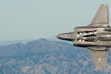 Không quân Mỹ quyết tâm theo đuổi chương trình phát triển máy bay F-35