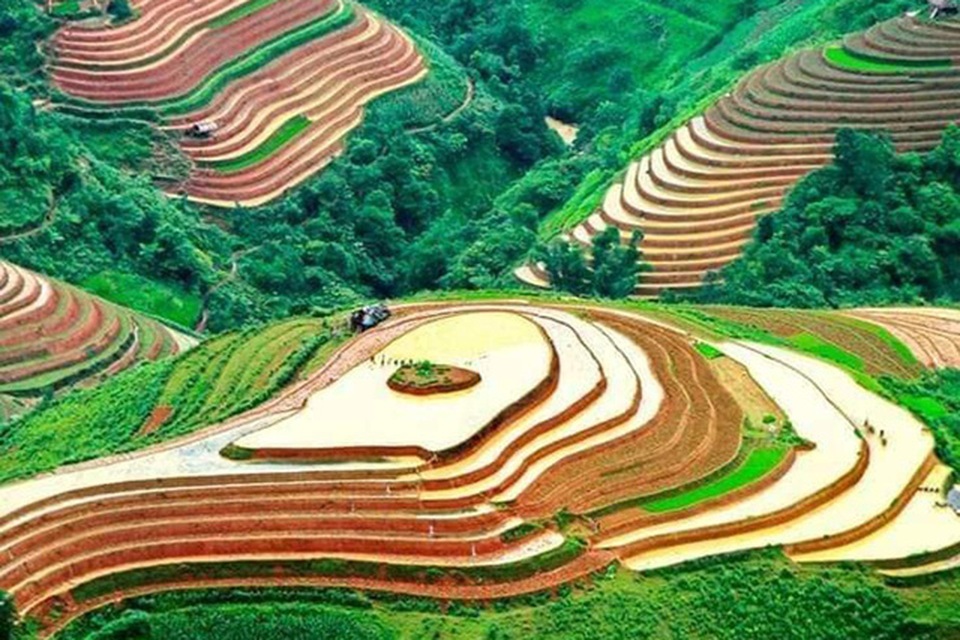 Ngắm ruộng bậc thang Mù Cang Chải đẹp lung linh mùa đổ nước - 10 Ngắm ruộng bậc thang Mù Cang Chải đẹp lung linh mùa đổ nước - 10