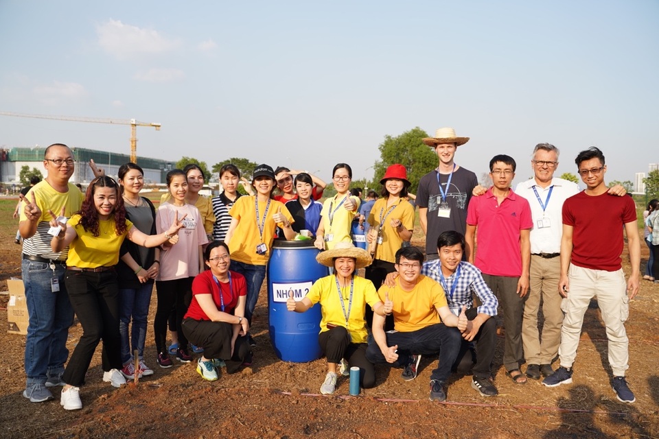 Nhân viên Sanofi Việt Nam tích cực tham gia trồng cây bảo vệ môi trường – Vì một tương lai xanh - 5 Nhân viên Sanofi Việt Nam tích cực tham gia trồng cây bảo vệ môi trường – Vì một tương lai xanh - 5