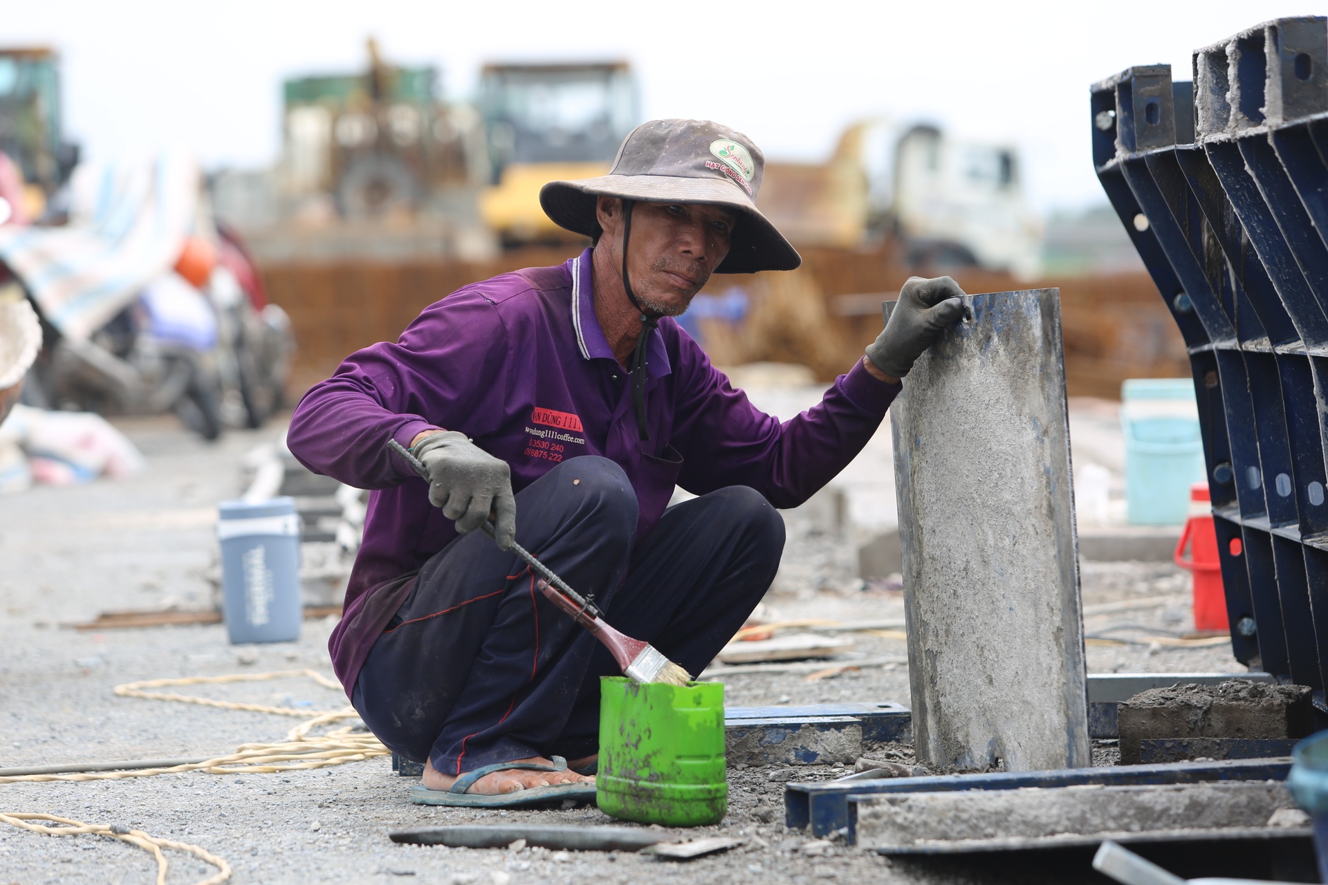 Hối hả trên công trường dự án trọng điểm ở Đồng Nai dịp lễ Quốc khánh - 13 Hối hả trên công trường dự án trọng điểm ở Đồng Nai dịp lễ Quốc khánh - 13