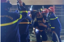 Cứu sống 3 người mắc kẹt trong đám cháy ở Hải Phòng