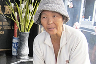 Chuyện người đàn bà 20 năm làm bạn với… cõi âm