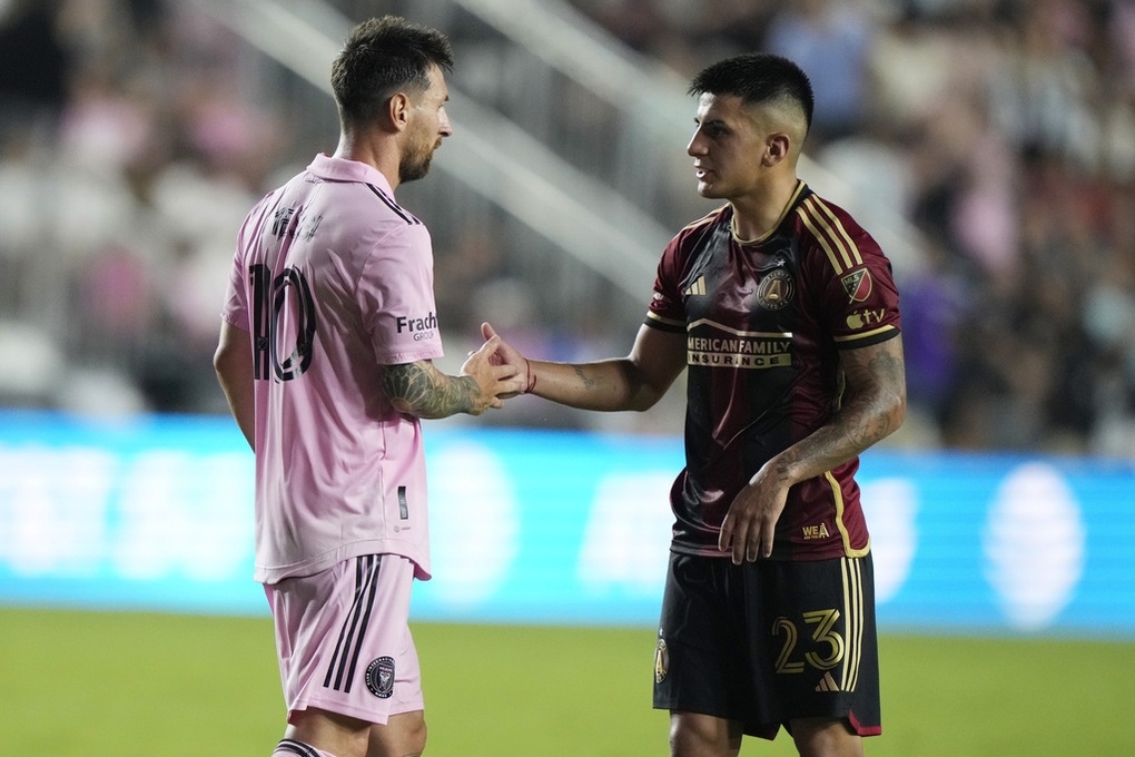 Messi lập cú đúp trong ngày Inter Miami thắng đậm - 3 Messi lập cú đúp trong ngày Inter Miami thắng đậm - 3