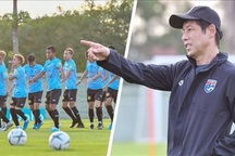 Ngôi sao đội tuyển Thái Lan chia sẻ thẳng thắn về tân HLV trưởng