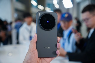 Trải nghiệm nhanh vivo X300 Pro tại Trung Quốc: Đối đầu iPhone 17 Pro Max - 2