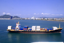 Đề xuất nhận chìm 300.000 m3 vật chất nạo vét luồng cảng Quy Nhơn xuống biển