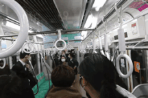 Đâm dao, phóng hỏa trên tàu điện ngầm Nhật Bản, hành khách hốt hoảng sơ tán