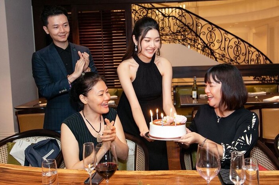 Phản ứng của Á hậu Thuý Vân trước tin đồn mang thai con đầu lòng? - 5