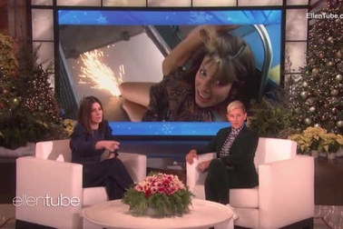 Sandra Bullock tiết lộ chuyện "cảm nắng" Keanu Reeves