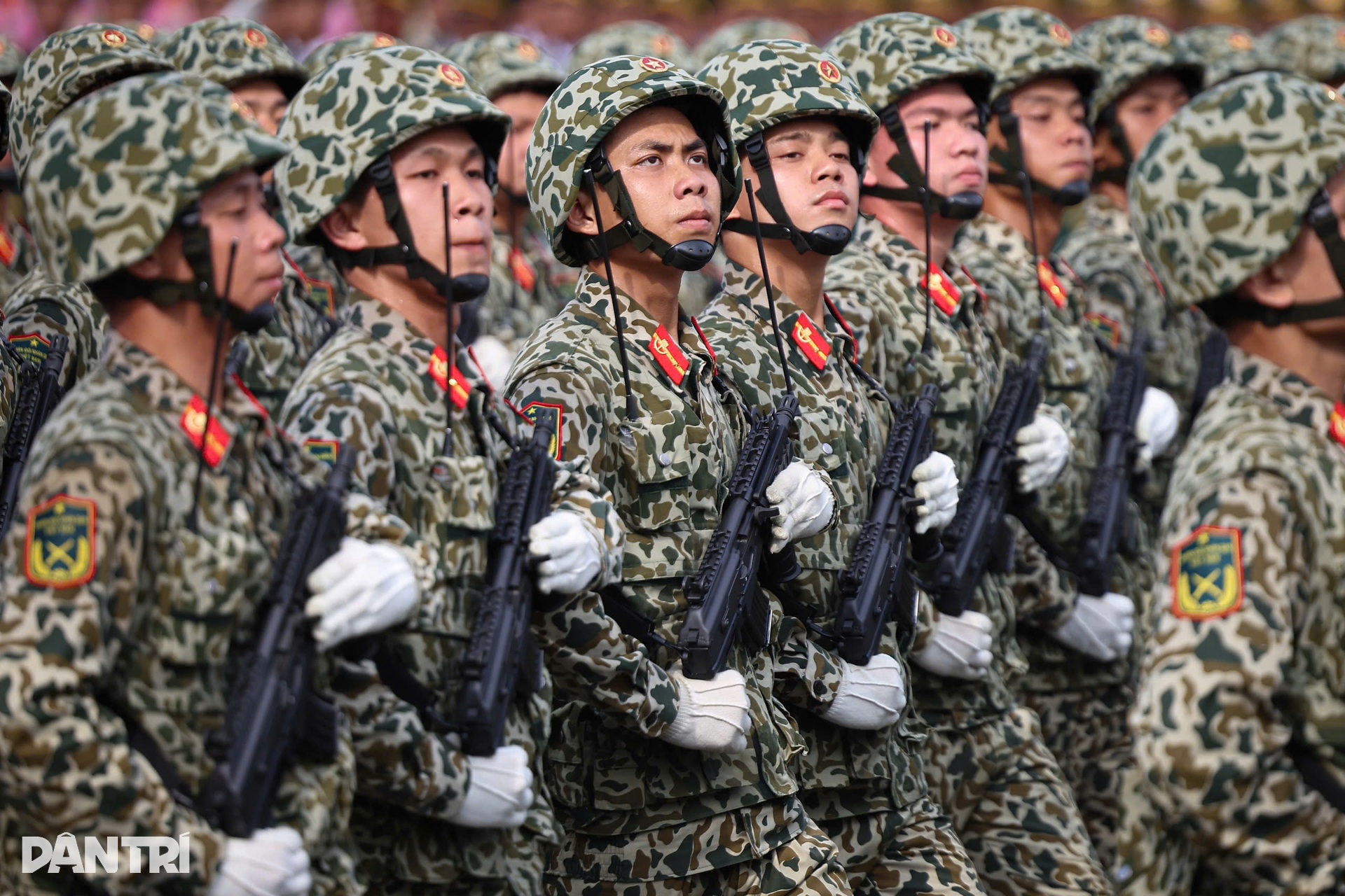 36 khối diễu binh lần đầu tham gia hợp luyện cho lễ 30/4 ở TPHCM - 18