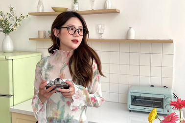 Bỏ việc văn phòng lương 10 triệu, cô gái làm mẫu ảnh thu nhập gấp 5 lần