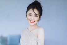 "Mỹ nhân Tân Cương" bức xúc khi bị tố là tú bà, cặp kè với nhân vật lớn