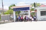 Công an điều tra vụ thầy giáo bị tố “sàm sỡ” nhiều nữ sinh THCS