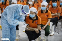 Khẩn trương ban hành hướng dẫn doanh nghiệp tự xét nghiệm Covid-19