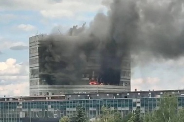 Cháy tòa nhà ở ngoại ô Moscow, 8 người thiệt mạng