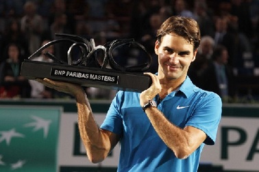 Roger Federer lần đầu vô địch Paris Masters