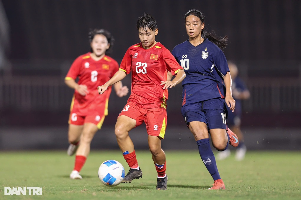 U19 nữ Việt Nam thua Thái Lan ở trận chung kết giải Đông Nam Á - 1 U19 nữ Việt Nam thua Thái Lan ở trận chung kết giải Đông Nam Á - 1