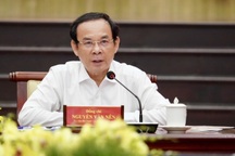 Bí thư TPHCM: Khuyến khích thì dễ, bảo vệ cán bộ là điều khó