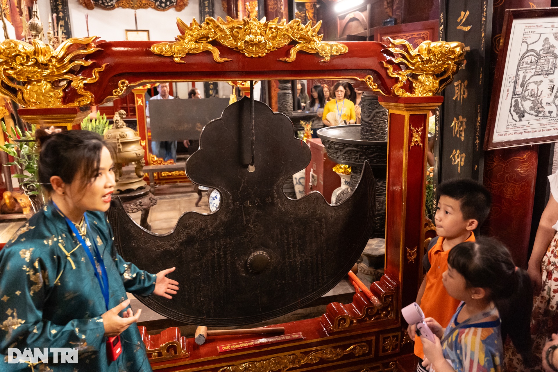 Trải nghiệm tour đêm ở Di tích Quốc gia đặc biệt giữa lòng Hà Nội - 8 Trải nghiệm tour đêm ở Di tích Quốc gia đặc biệt giữa lòng Hà Nội - 8