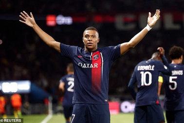 Mbappe lập cú đúp giúp PSG đánh bại á quân Ligue 1
