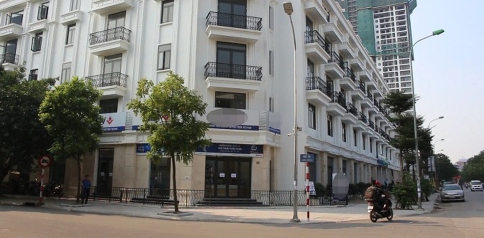 Hàng loạt sai phạm tại các dự án đất vàng ở Hà Nội - 3 Hàng loạt sai phạm tại các dự án đất vàng ở Hà Nội - 3