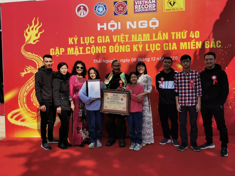 U60 phượt bằng xe máy qua 39 quốc gia: Viết di chúc trước khi lên đường - 8 U60 phượt bằng xe máy qua 39 quốc gia: Viết di chúc trước khi lên đường - 8
