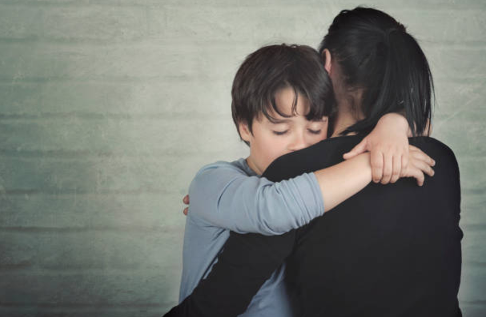 Nỗi lòng mẹ đơn thân đứng giữa con trai và hạnh phúc riêng - 1 Nỗi lòng mẹ đơn thân đứng giữa con trai và hạnh phúc riêng - 1