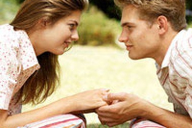 Thắp mãi ngọn lửa tình yêu