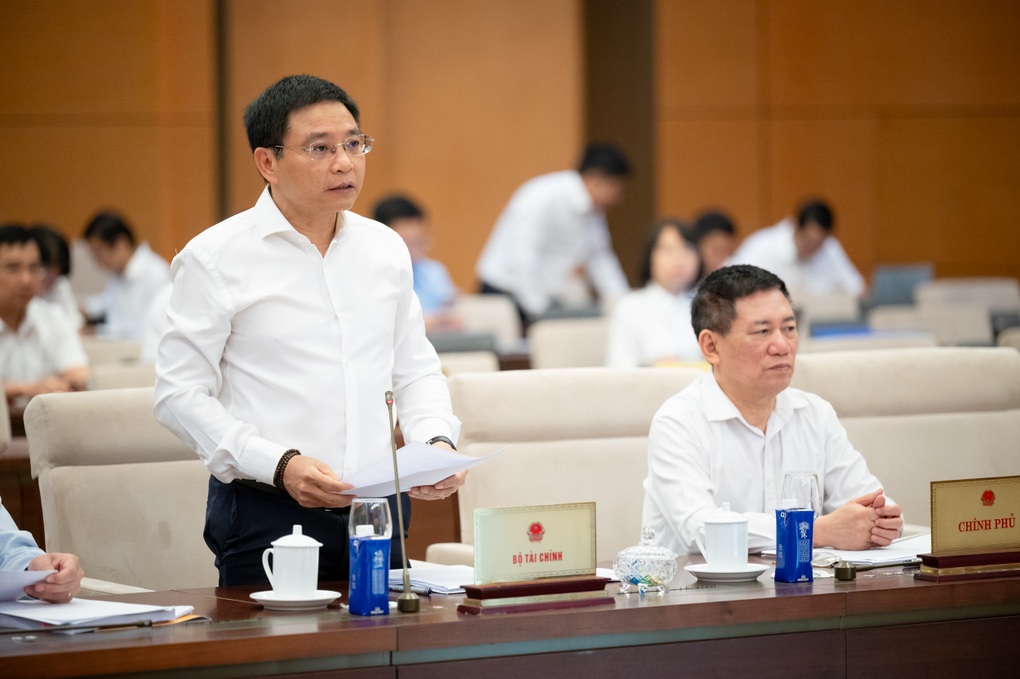 Xin ý kiến Bộ Chính trị về cơ chế đặc thù cho các tỉnh, thành sau sáp nhập - 1 Xin ý kiến Bộ Chính trị về cơ chế đặc thù cho các tỉnh, thành sau sáp nhập - 1