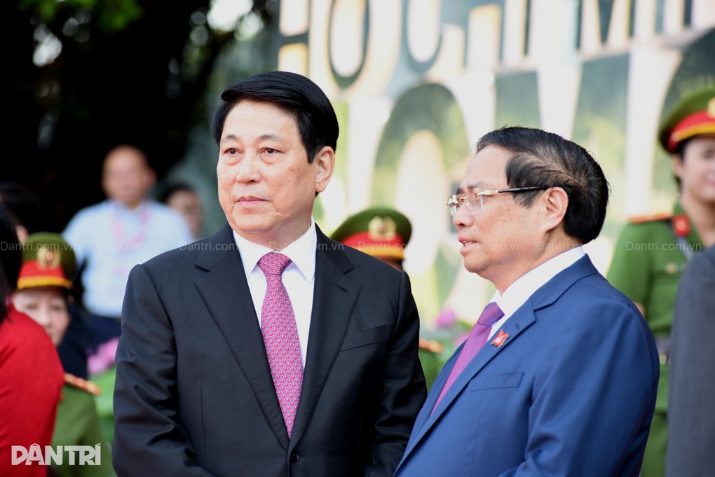 الأمين العام تو لام يحضر مؤتمر الحزب في مدينة هوشي منه - 2 Tổng Bí thư Tô Lâm dự Đại hội đại biểu Đảng bộ TPHCM - 2